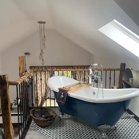 Rosie's Barn Lodge *
