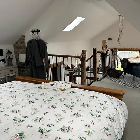 Rosie's Barn Lodge *