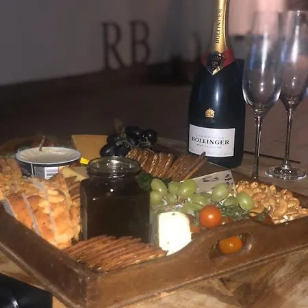 Rosie's Barn Lodge